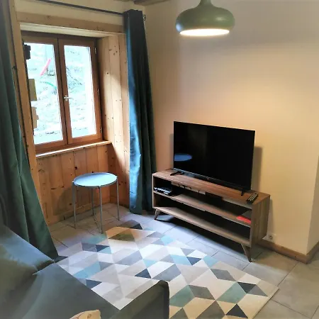 Appartement dans ferme rénovée au cœur du Grand Massif Sixt Extérieur photo