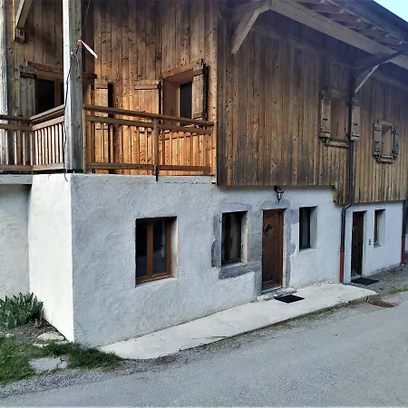 Appartement dans ferme rénovée au cœur du Grand Massif Sixt Extérieur photo